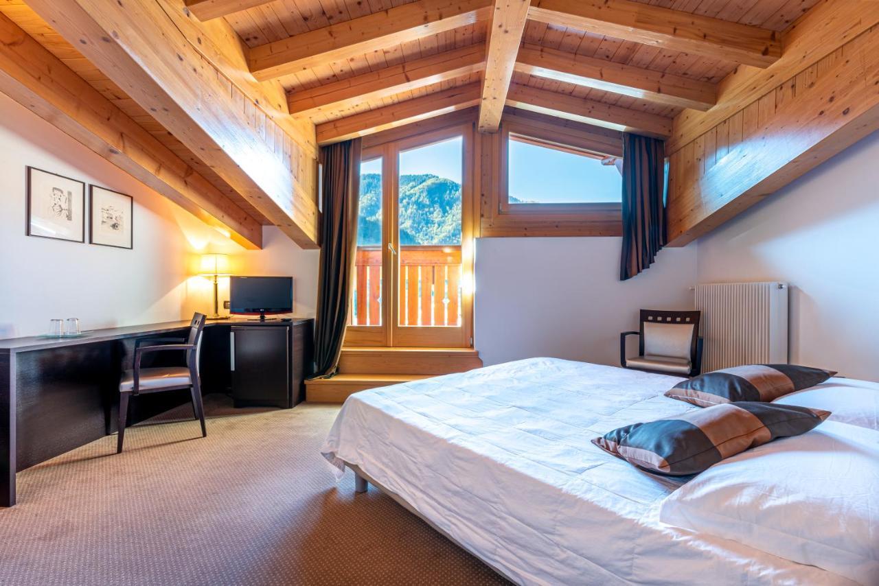 Hotel La Perla Ravascletto Esterno foto